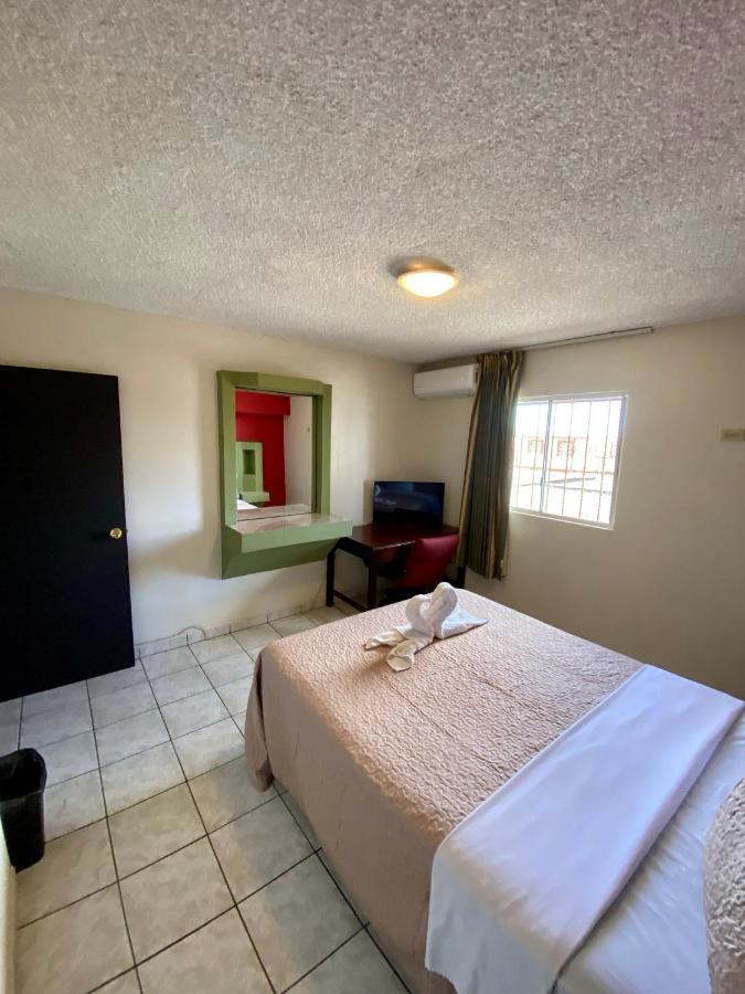 Hotel Los Altos Tijuana Esterno foto